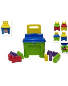 Igračka kocke u stolici za djecu 643815