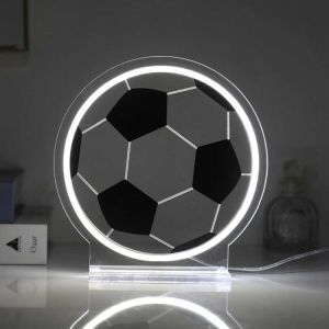 Lampa u obliku nogometne lopte iTotal LED bijela boja XL2761H
